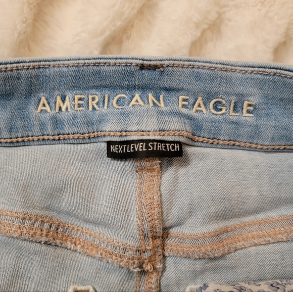 American Eagle Curvy High Rise Flare - Picture 4 of 7